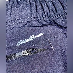Eddie Bauer Ladies traveler pant LARGE BRAND NEW